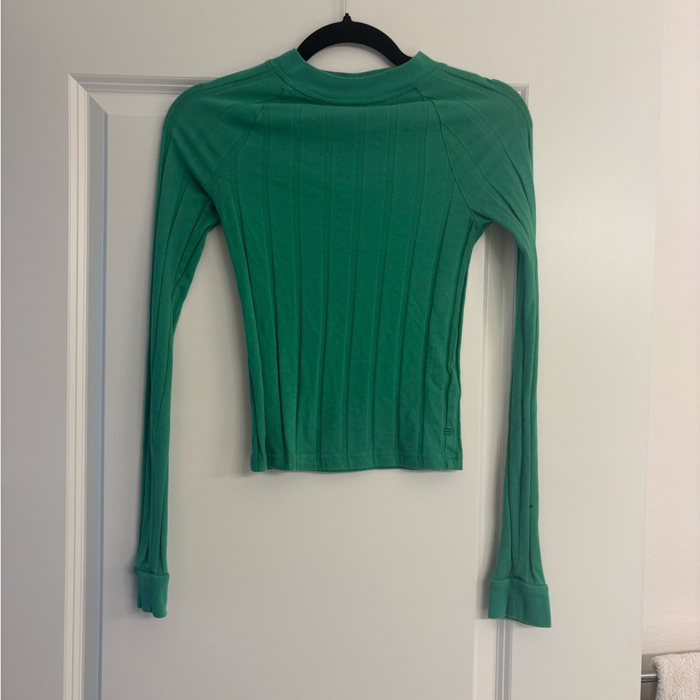 BDG Emerald Long Sleeve Ribbed Tee
